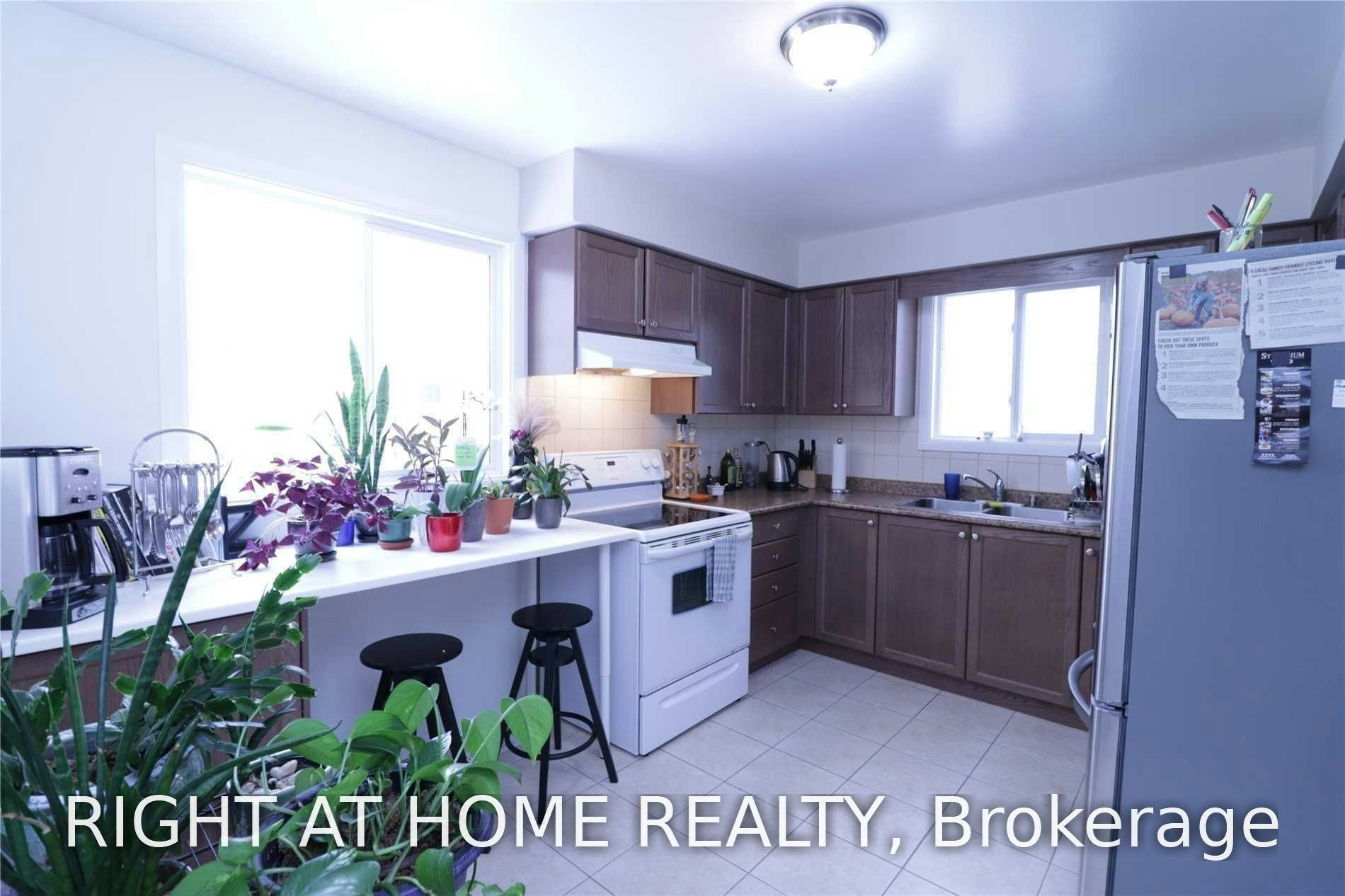 29 New Port Way, Markham, ON, L3T 5G3 - 8