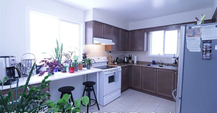 29 New Port Way, Markham, ON, L3T 5G3 - 8
