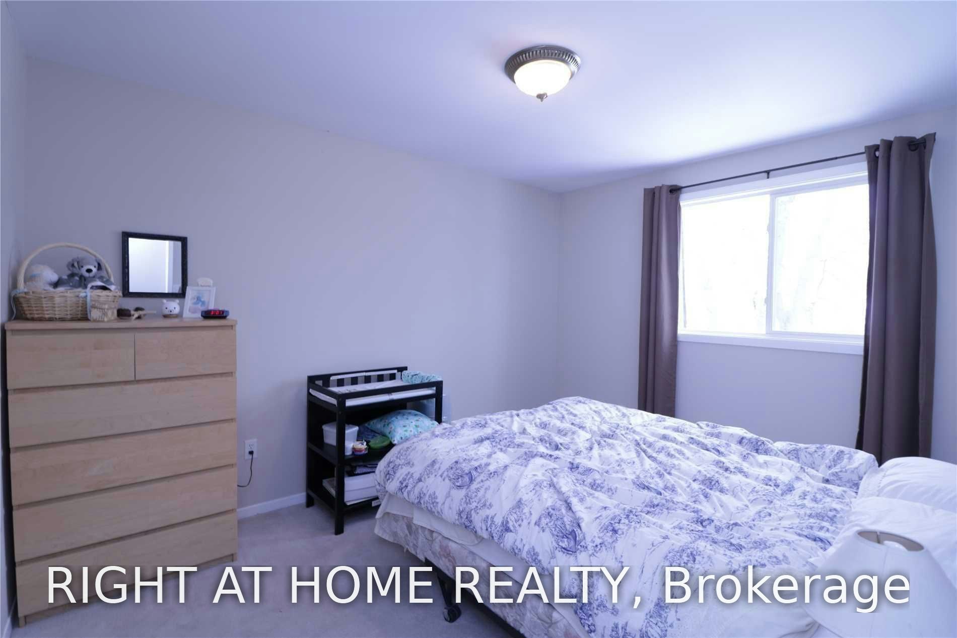 29 New Port Way, Markham, ON, L3T 5G3 - 12