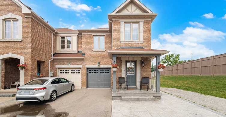 64 Coranto Way, Vaughan, ON, L4H 3L9