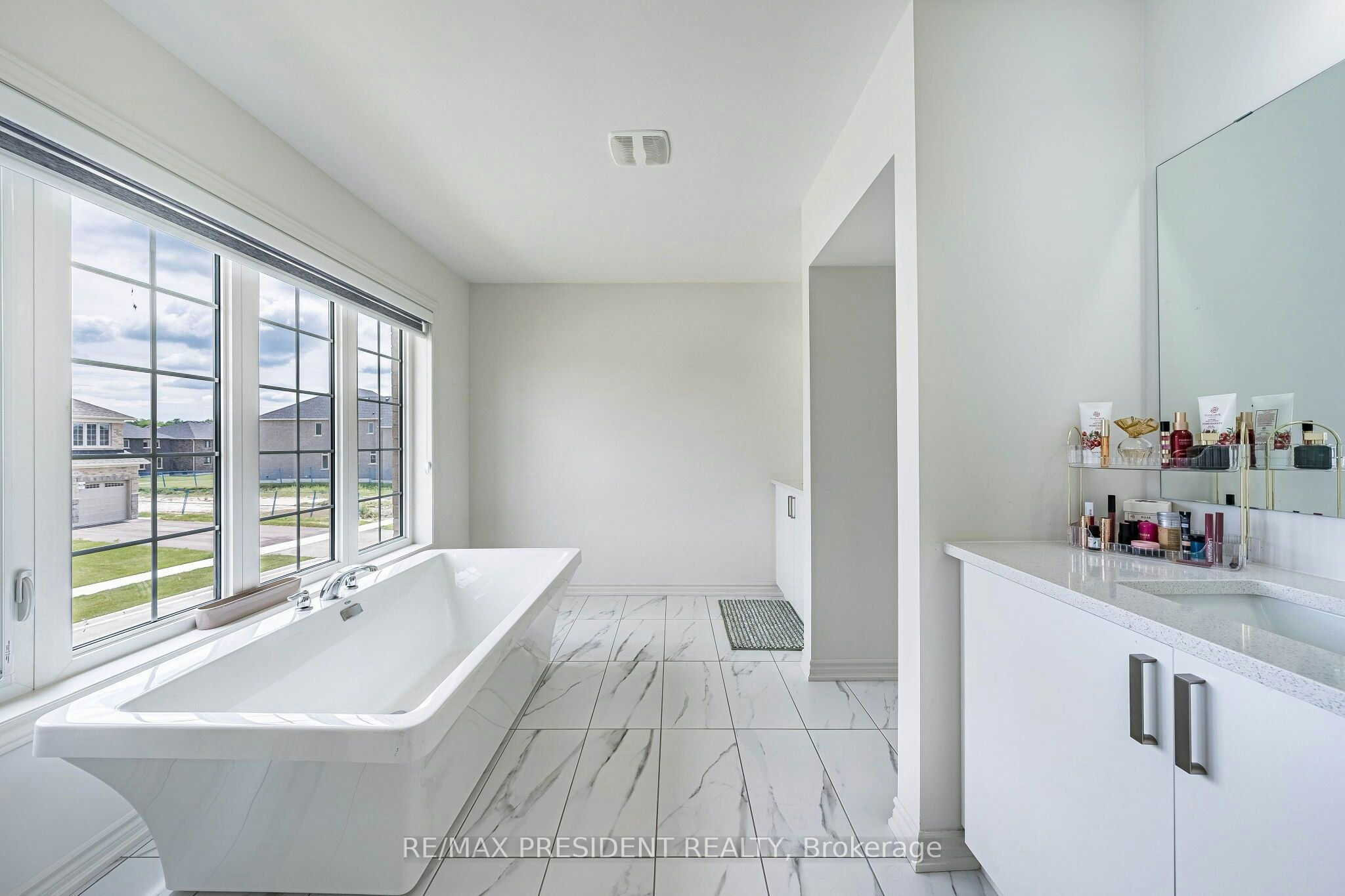 2 Hawthorns Gardens, Adjala-Tosorontio, ON, L0G 1W0 - 25