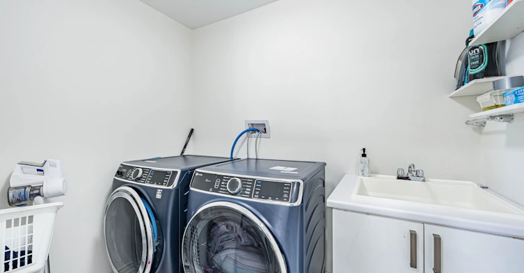 2 Hawthorns Gardens, Adjala-Tosorontio, ON, L0G 1W0 - 43