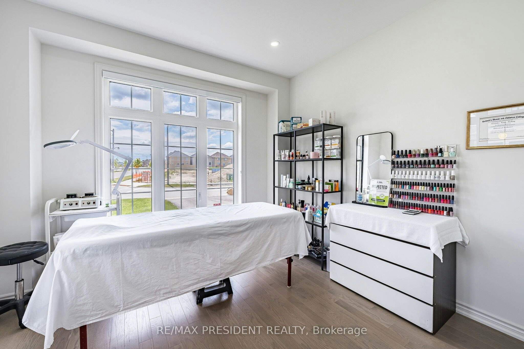 2 Hawthorns Gardens, Adjala-Tosorontio, ON, L0G 1W0 - 10
