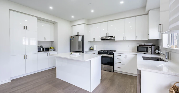 2 Hawthorns Gardens, Adjala-Tosorontio, ON, L0G 1W0 - 18