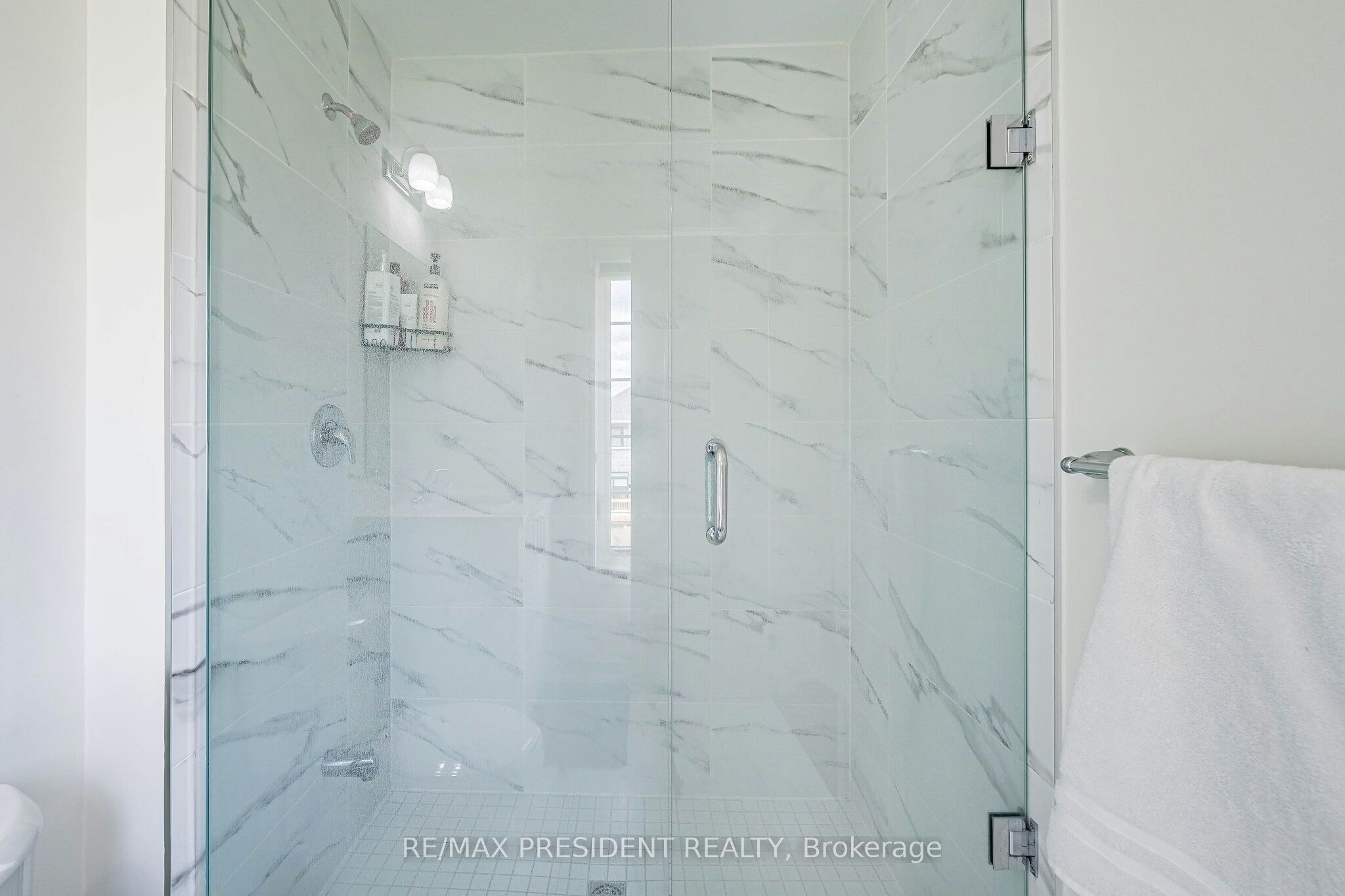 2 Hawthorns Gardens, Adjala-Tosorontio, ON, L0G 1W0 - 34