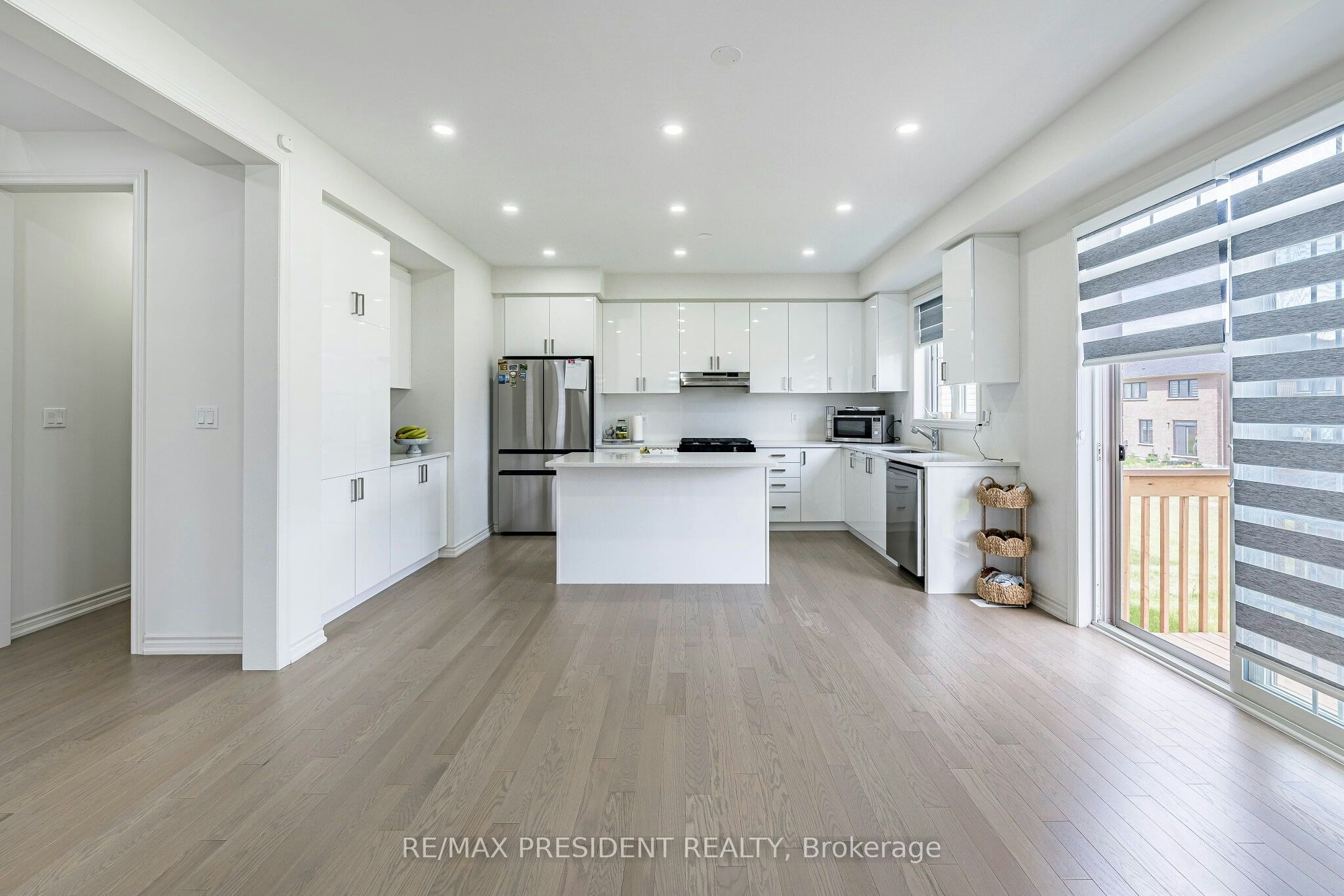 2 Hawthorns Gardens, Adjala-Tosorontio, ON, L0G 1W0 - 16