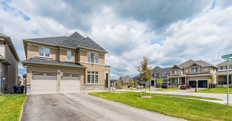 2 Hawthorns Gardens, Adjala-Tosorontio, ON, L0G 1W0
