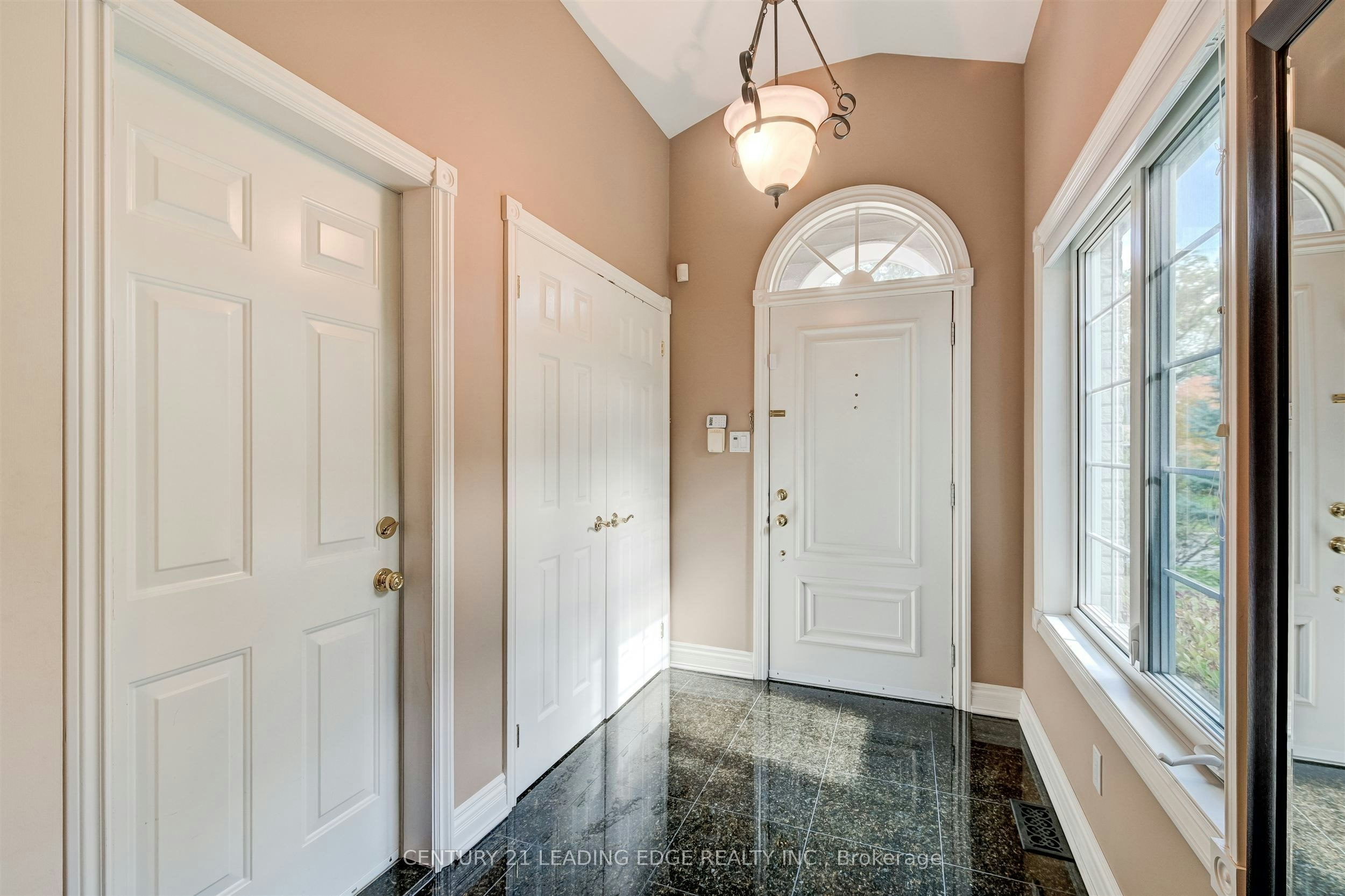 171 Krieghoff Avenue, Markham, ON, L3R 1W2 - 4