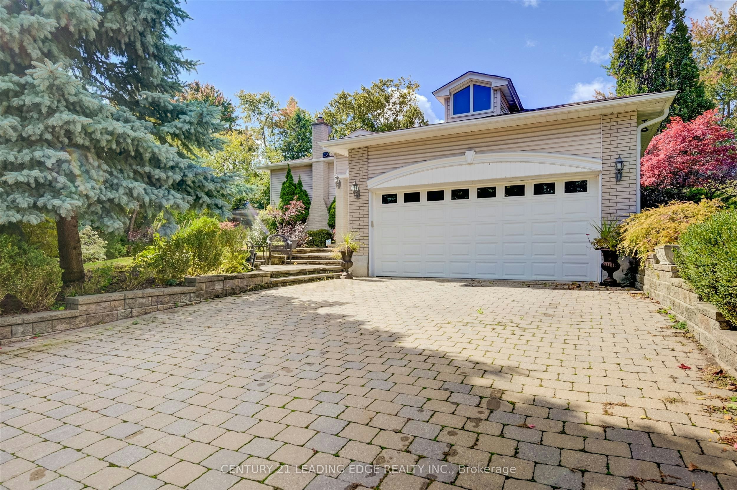 171 Krieghoff Avenue, Markham, ON, L3R 1W2 - 2