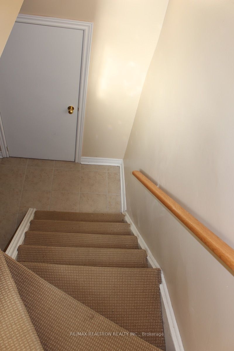 Bsmt-260 Axminster Drive, Richmond Hill, ON, L4C 2W1 - 6