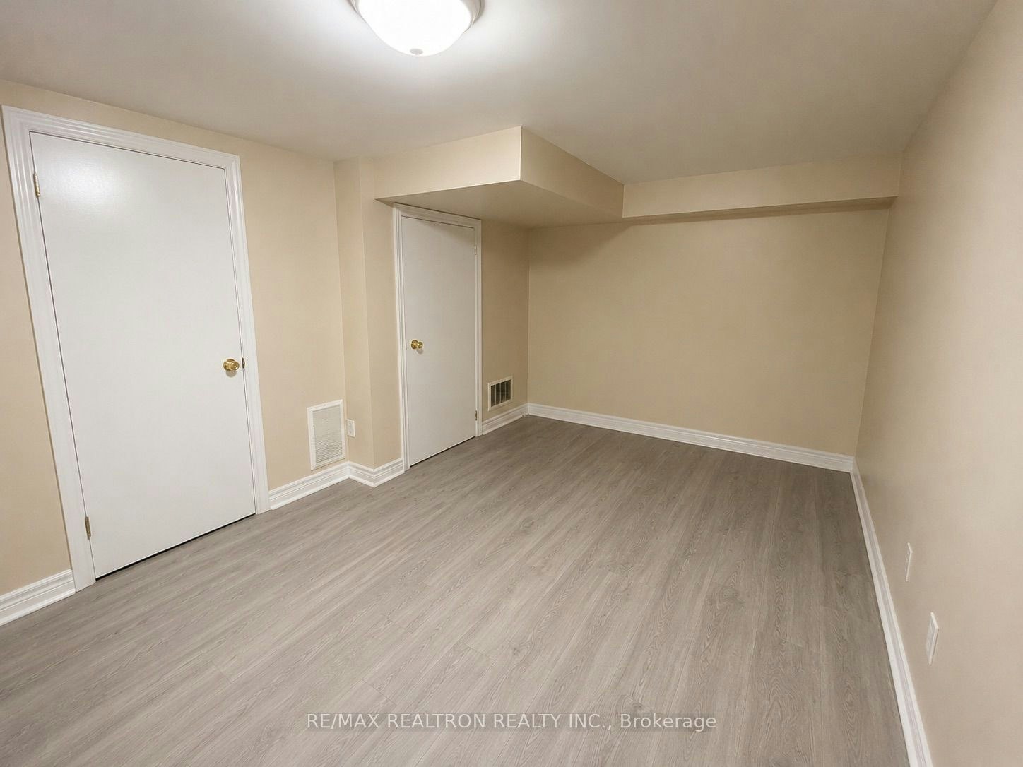 Bsmt-260 Axminster Drive, Richmond Hill, ON, L4C 2W1 - 3