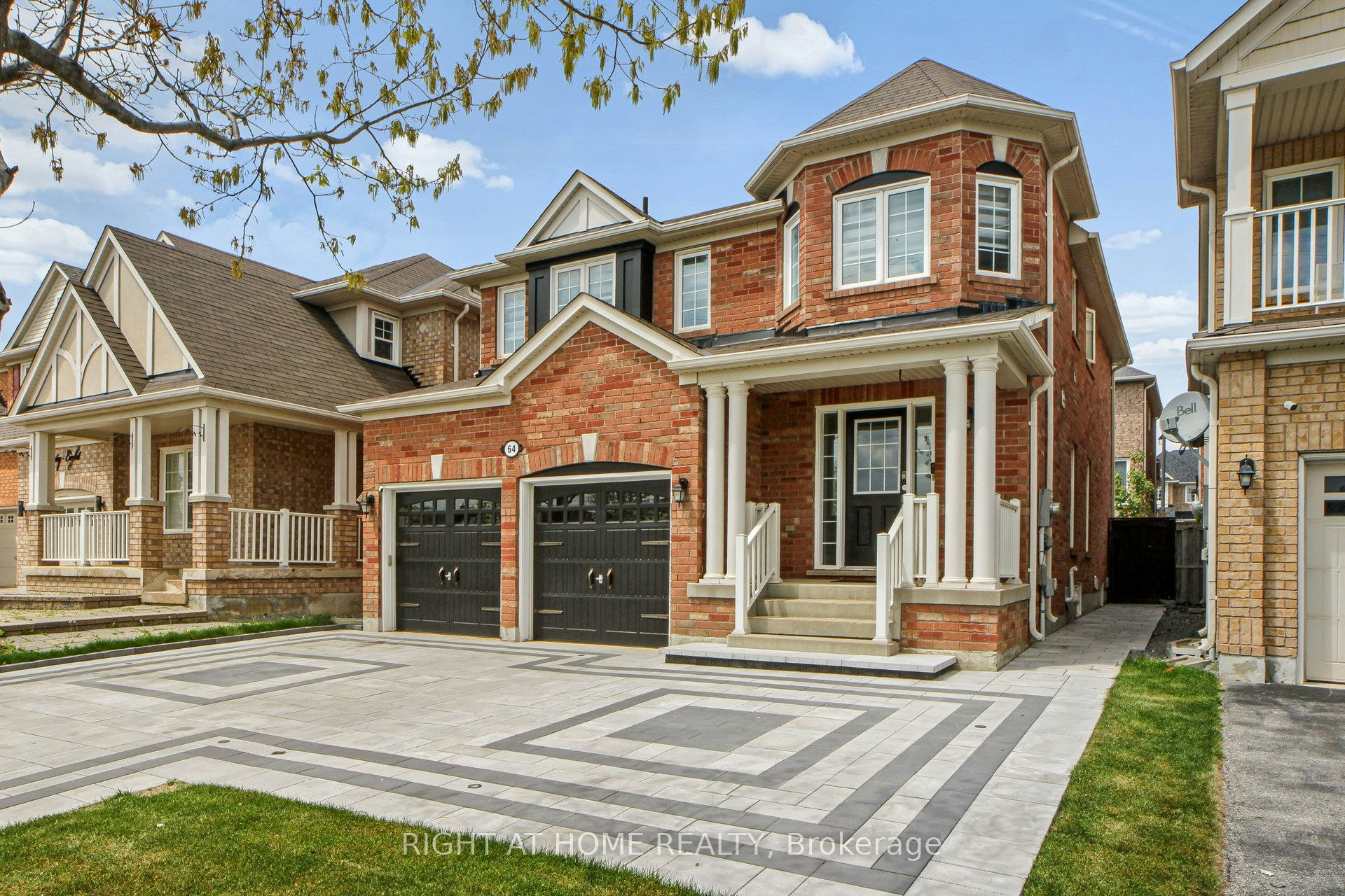 64 Williamson Family Hollow, Newmarket, ON, L3X 3K2