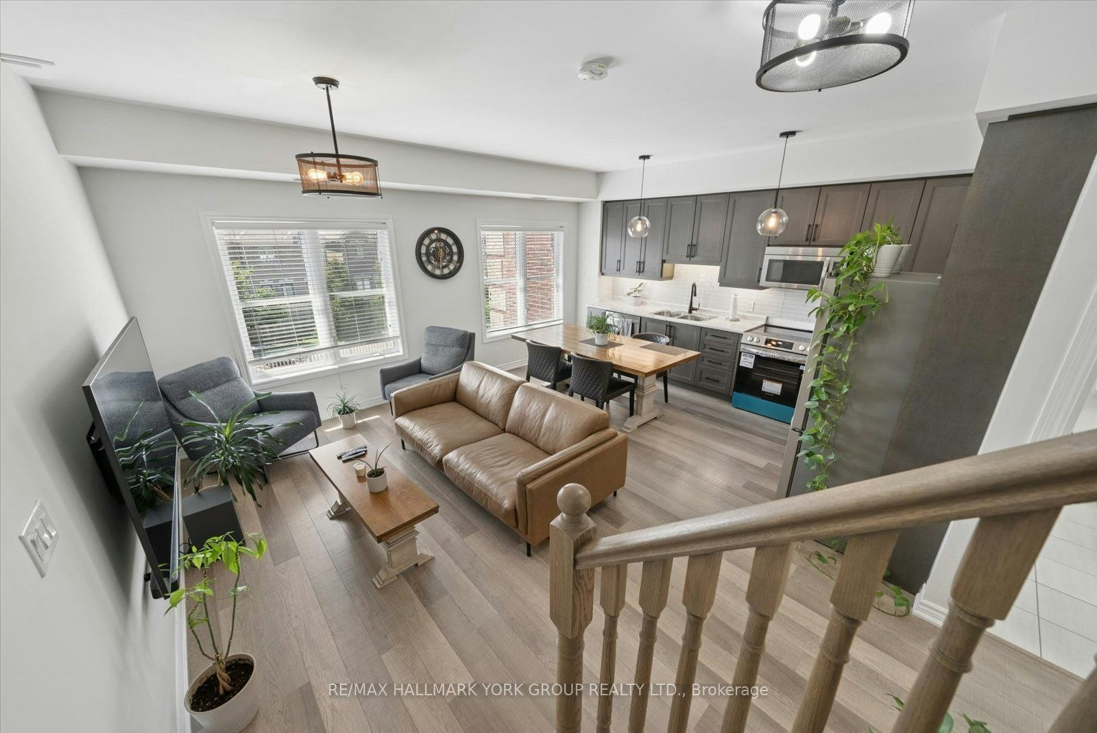 203-3905 Major Mackenzie Drive, Vaughan, ON, L4L 1A6