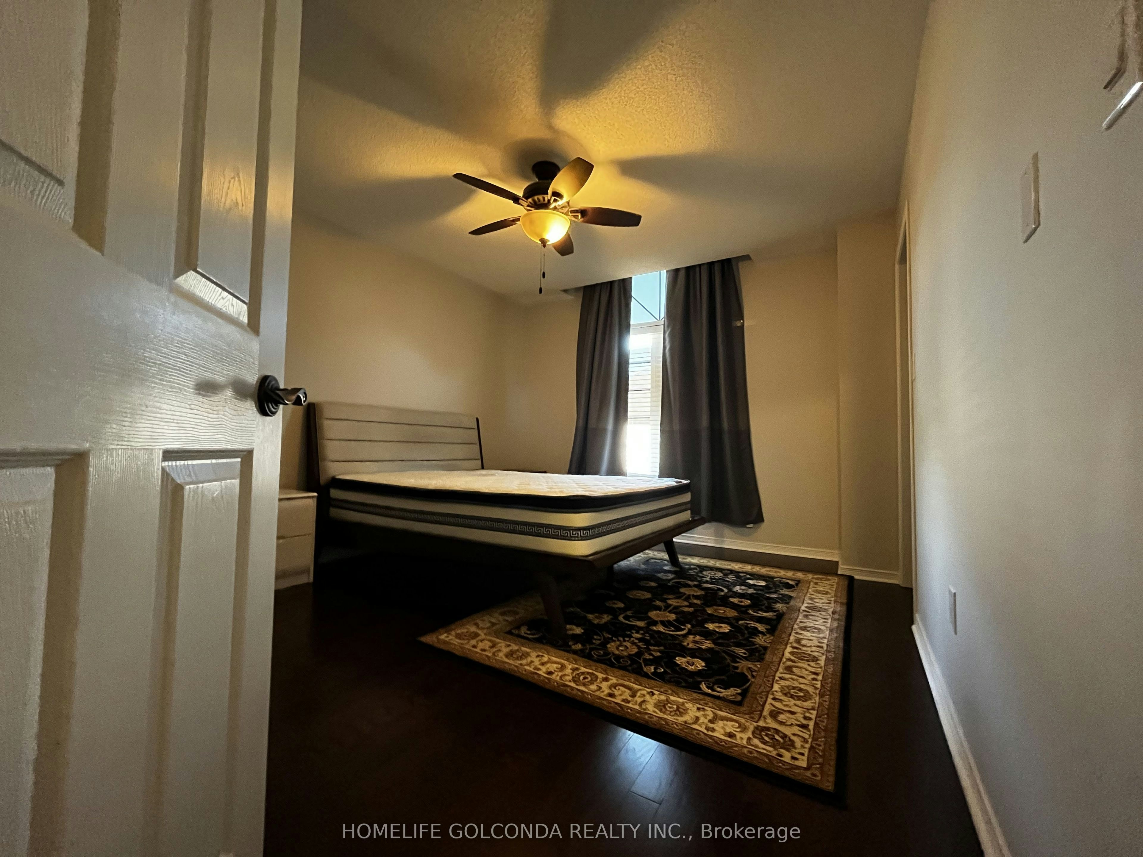 139 Chapman Court, Aurora, ON, L4G 0E2 - 3