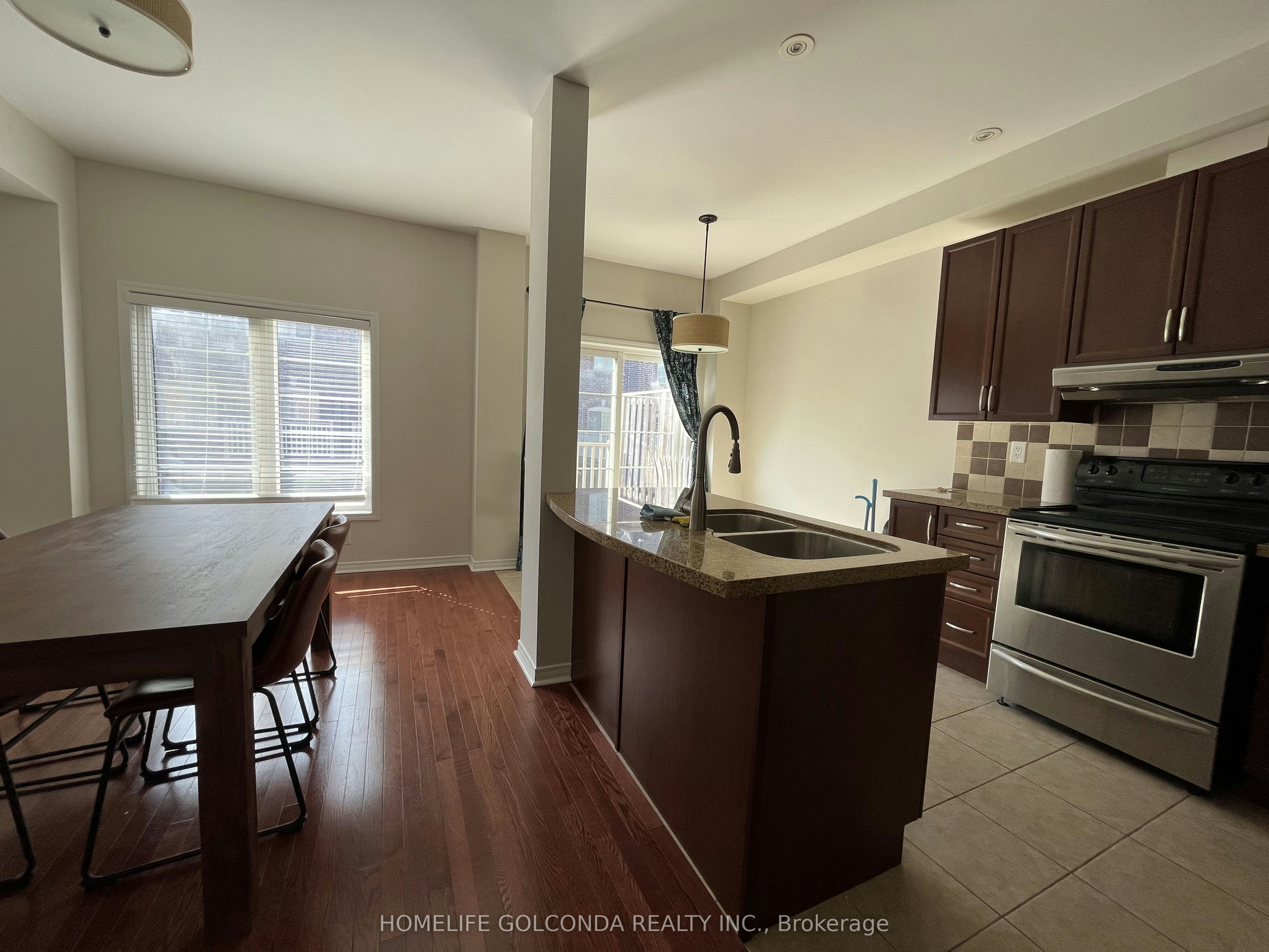 139 Chapman Court, Aurora, ON, L4G 0E2 - 10