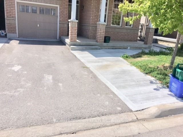50 Geddington Crescent, Markham, ON, L6B 0M7 - 4