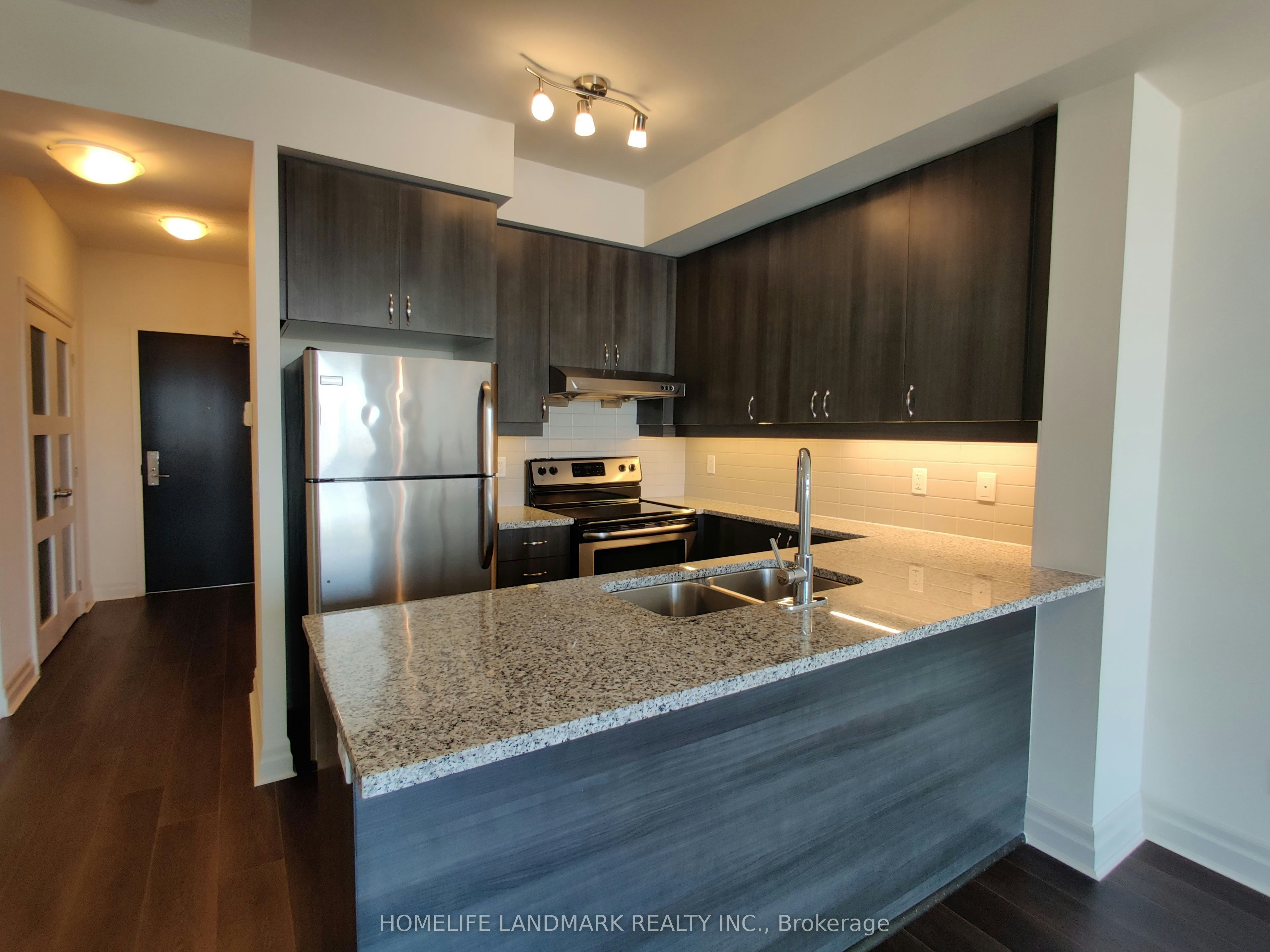 803-8110 Birchmount Road, Markham, ON, L6G 0E3 - 5