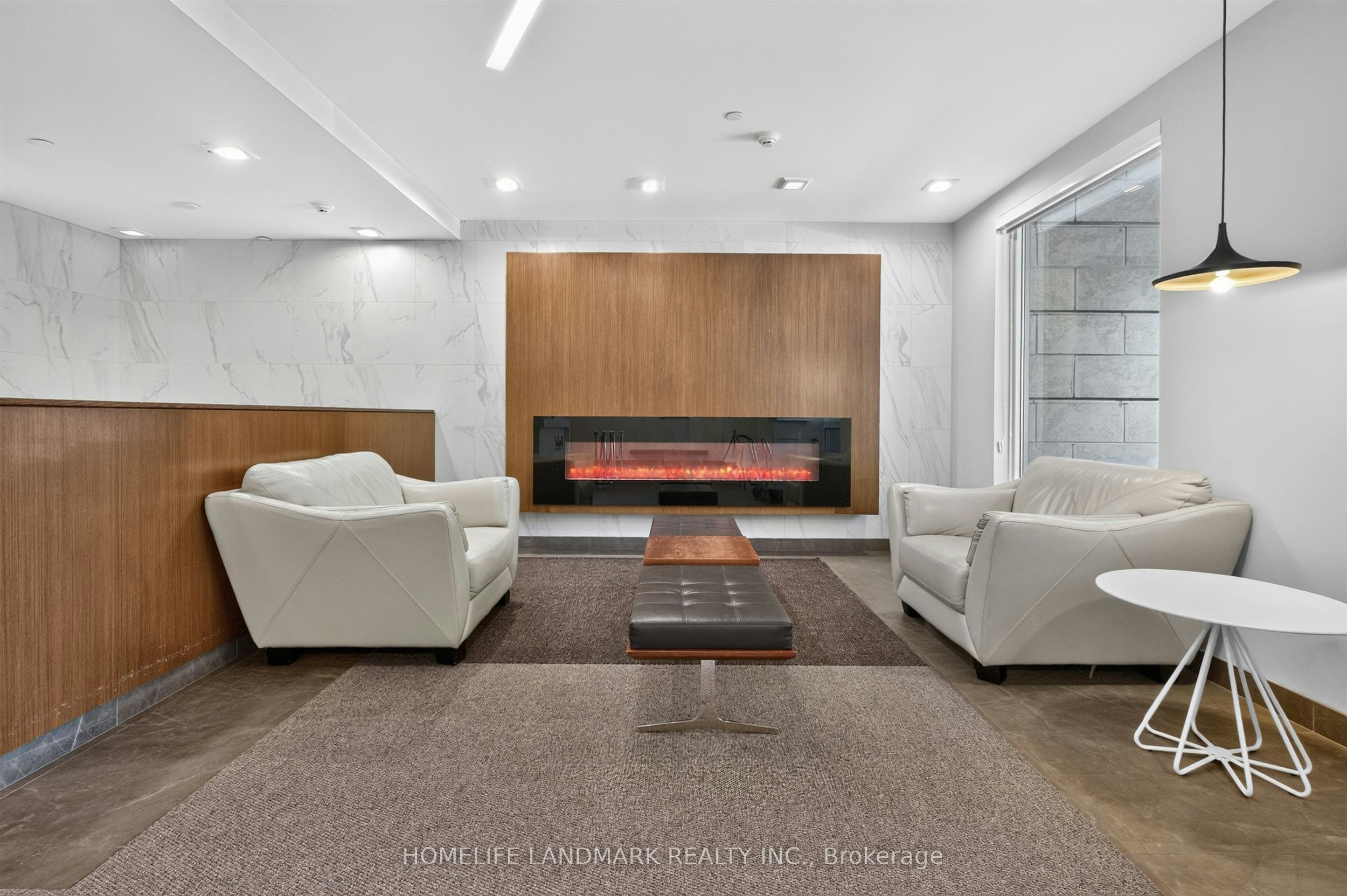 RG15-8228 Birchmount Road, Markham, ON, L3R 1A6 - 2