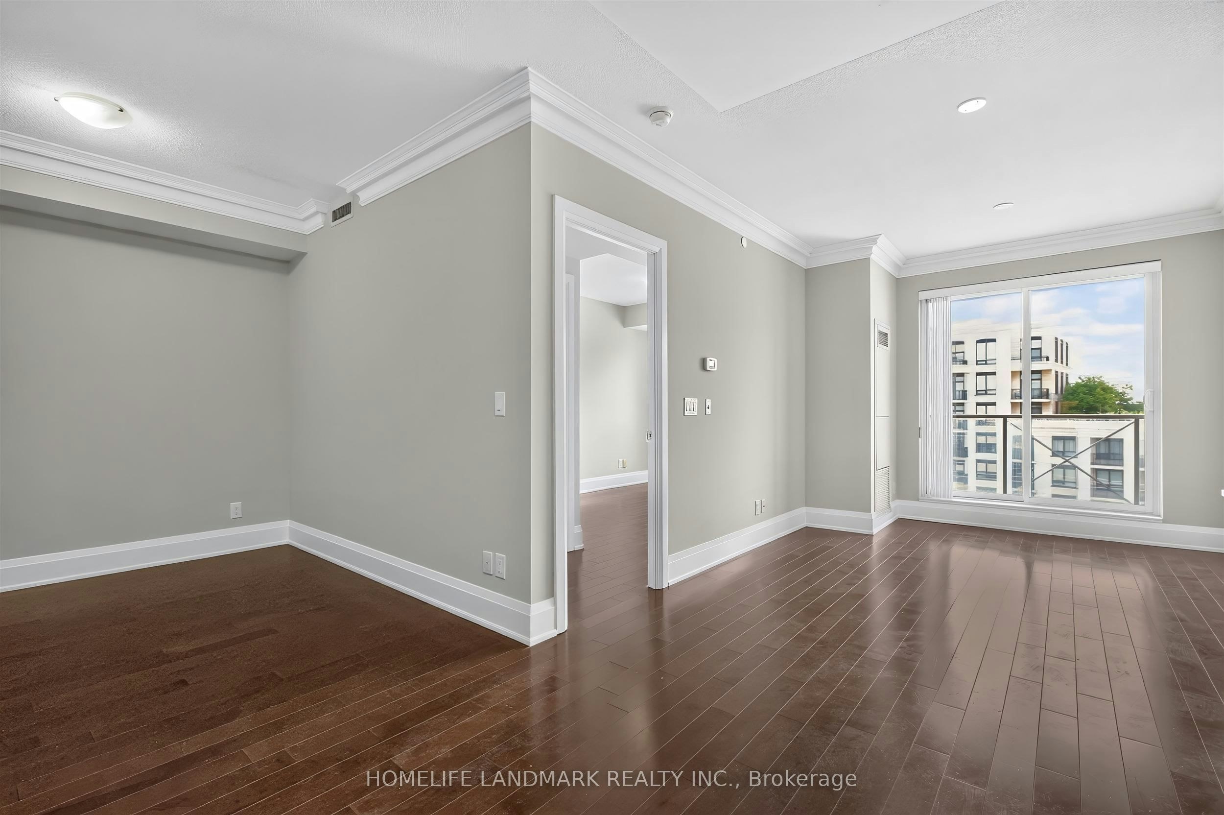 RG15-8228 Birchmount Road, Markham, ON, L3R 1A6 - 4