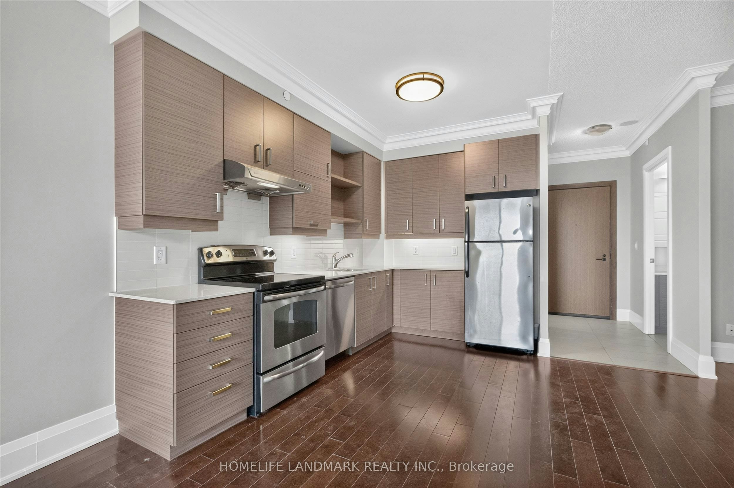 RG15-8228 Birchmount Road, Markham, ON, L3R 1A6 - 3
