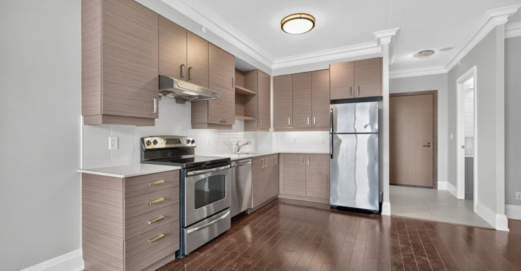 RG15-8228 Birchmount Road, Markham, ON, L3R 1A6 - 3