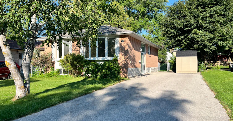 53 Aurora Heights Drive, Aurora, ON, L4G 2W6