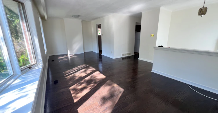 53 Aurora Heights Drive, Aurora, ON, L4G 2W6 - 3