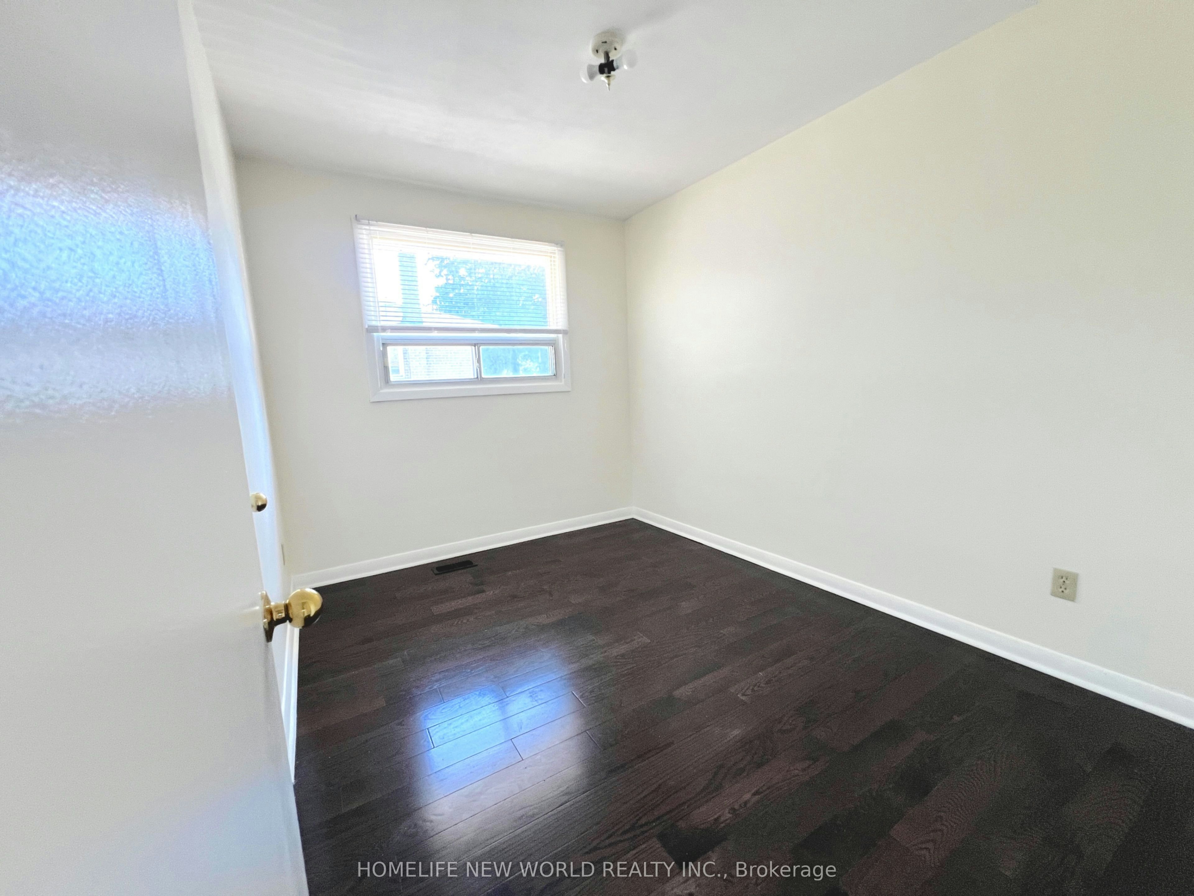 53 Aurora Heights Drive, Aurora, ON, L4G 2W6 - 6
