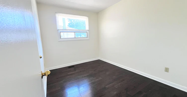53 Aurora Heights Drive, Aurora, ON, L4G 2W6 - 6