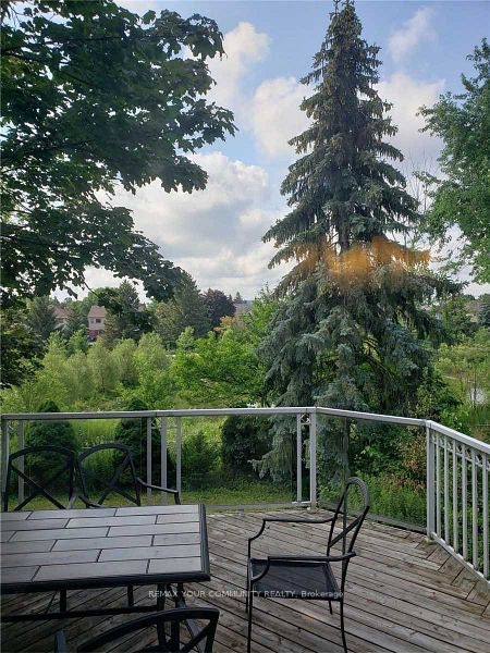 243 Glenway Circle, Newmarket, ON, L3Y 7S6 - 12