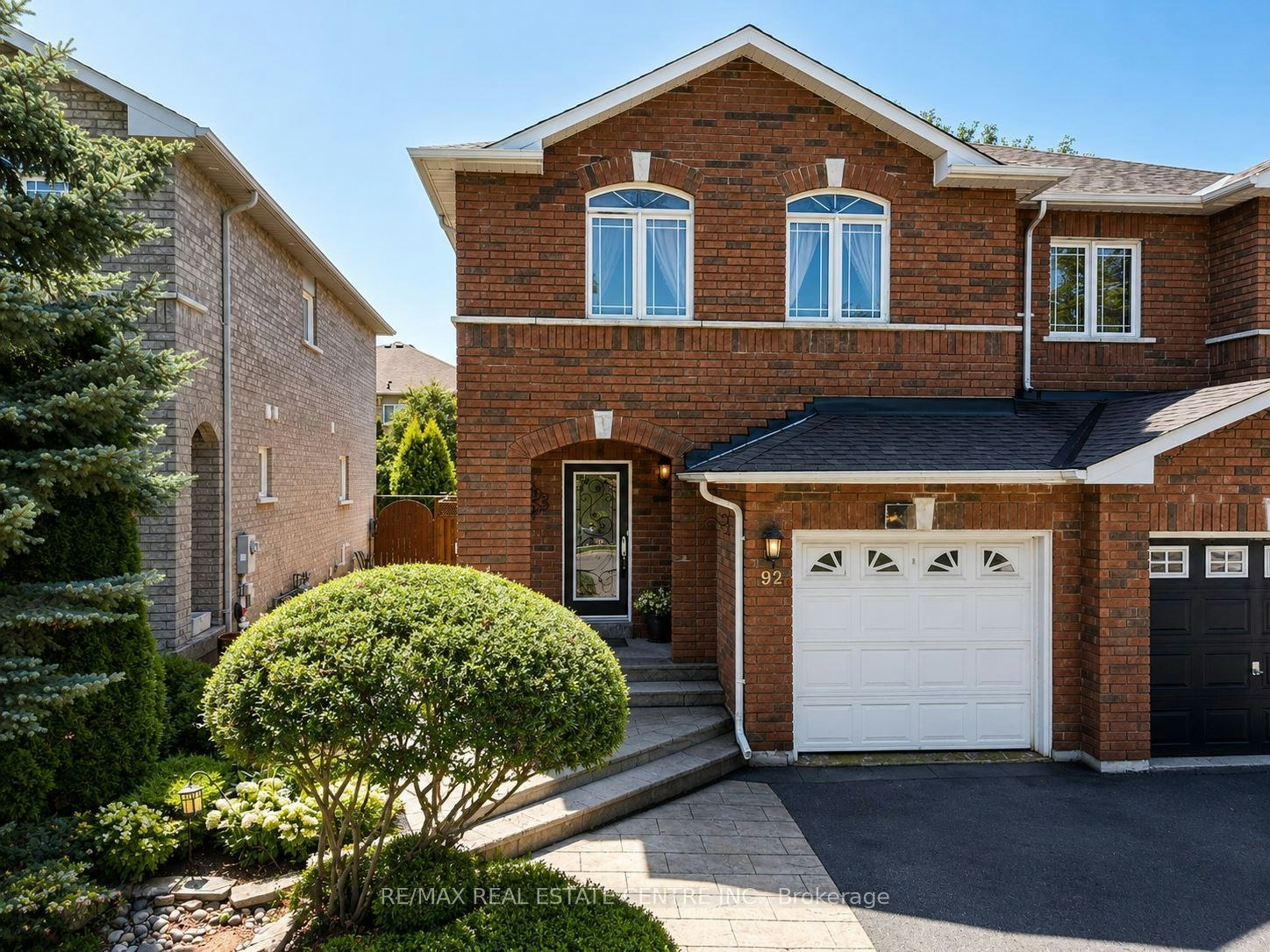 92 Blackthorn Drive, Vaughan, ON, L6A 3N5