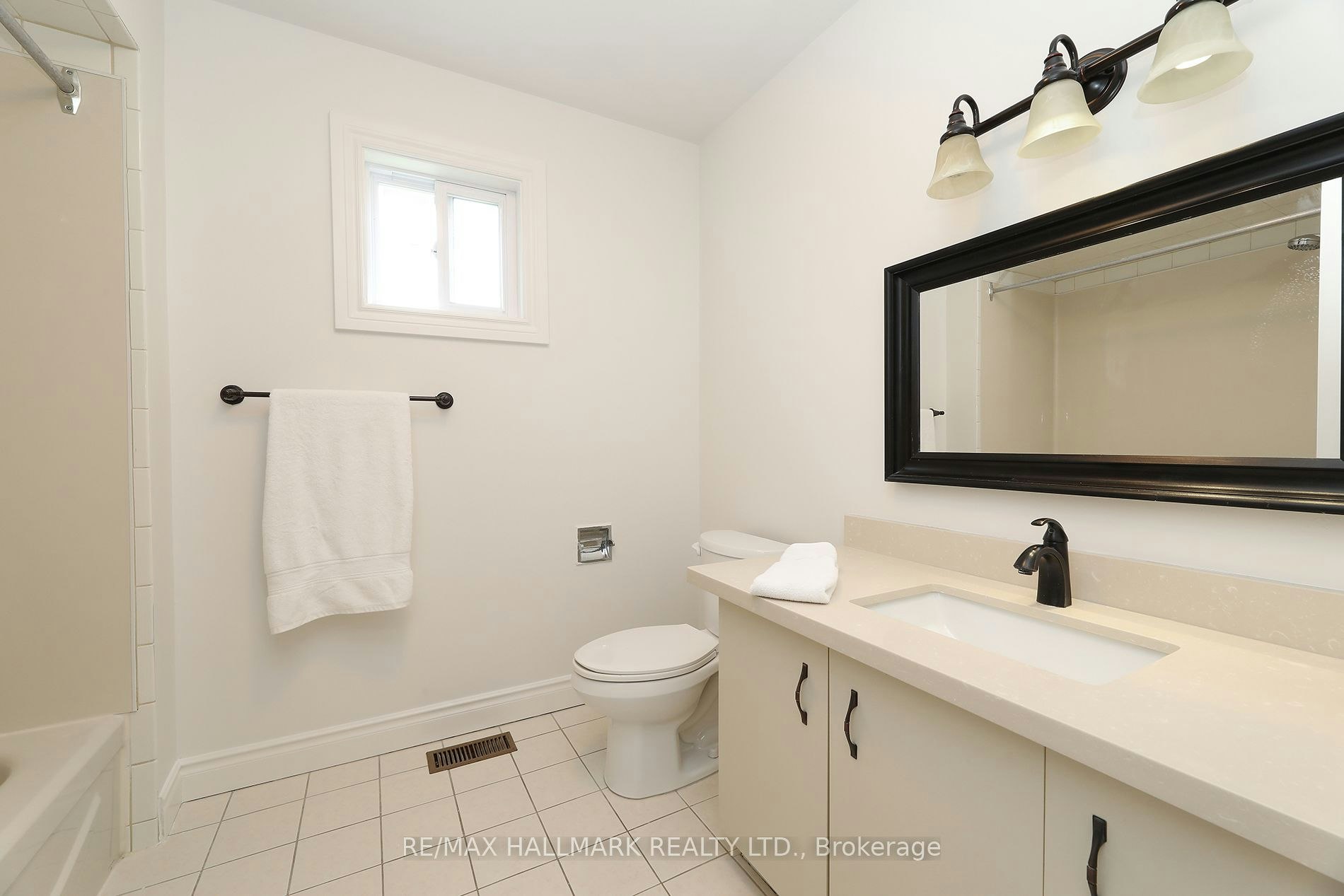 58 Pickett Crescent, Richmond Hill, ON, L4C 9L3 - 34
