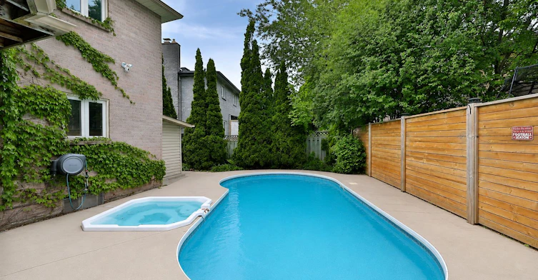 58 Pickett Crescent, Richmond Hill, ON, L4C 9L3 - 4