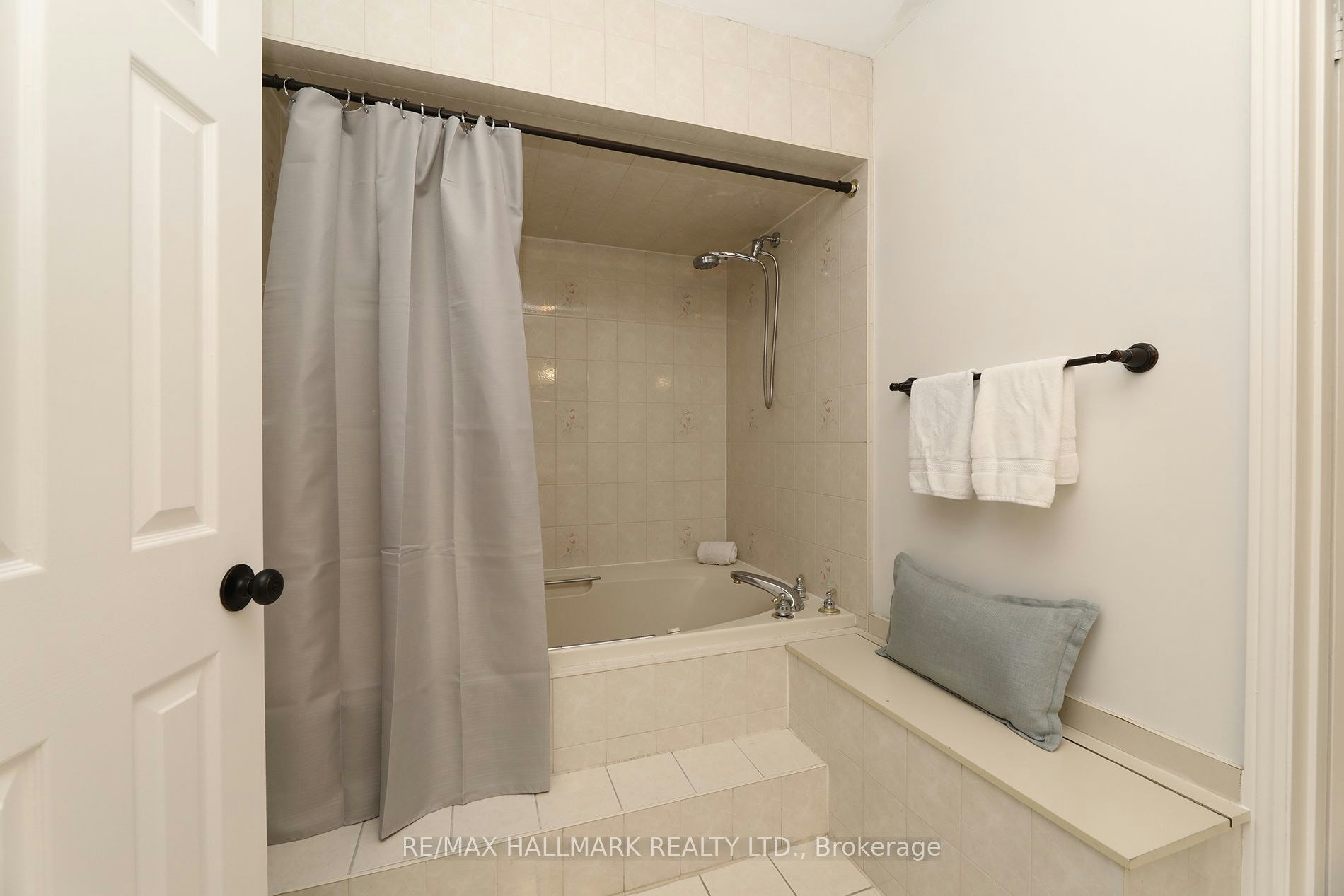 58 Pickett Crescent, Richmond Hill, ON, L4C 9L3 - 30
