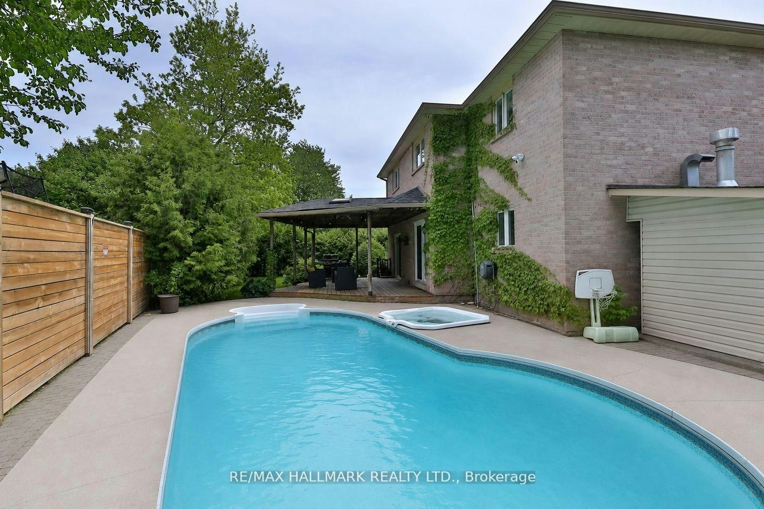 58 Pickett Crescent, Richmond Hill, ON, L4C 9L3 - 5