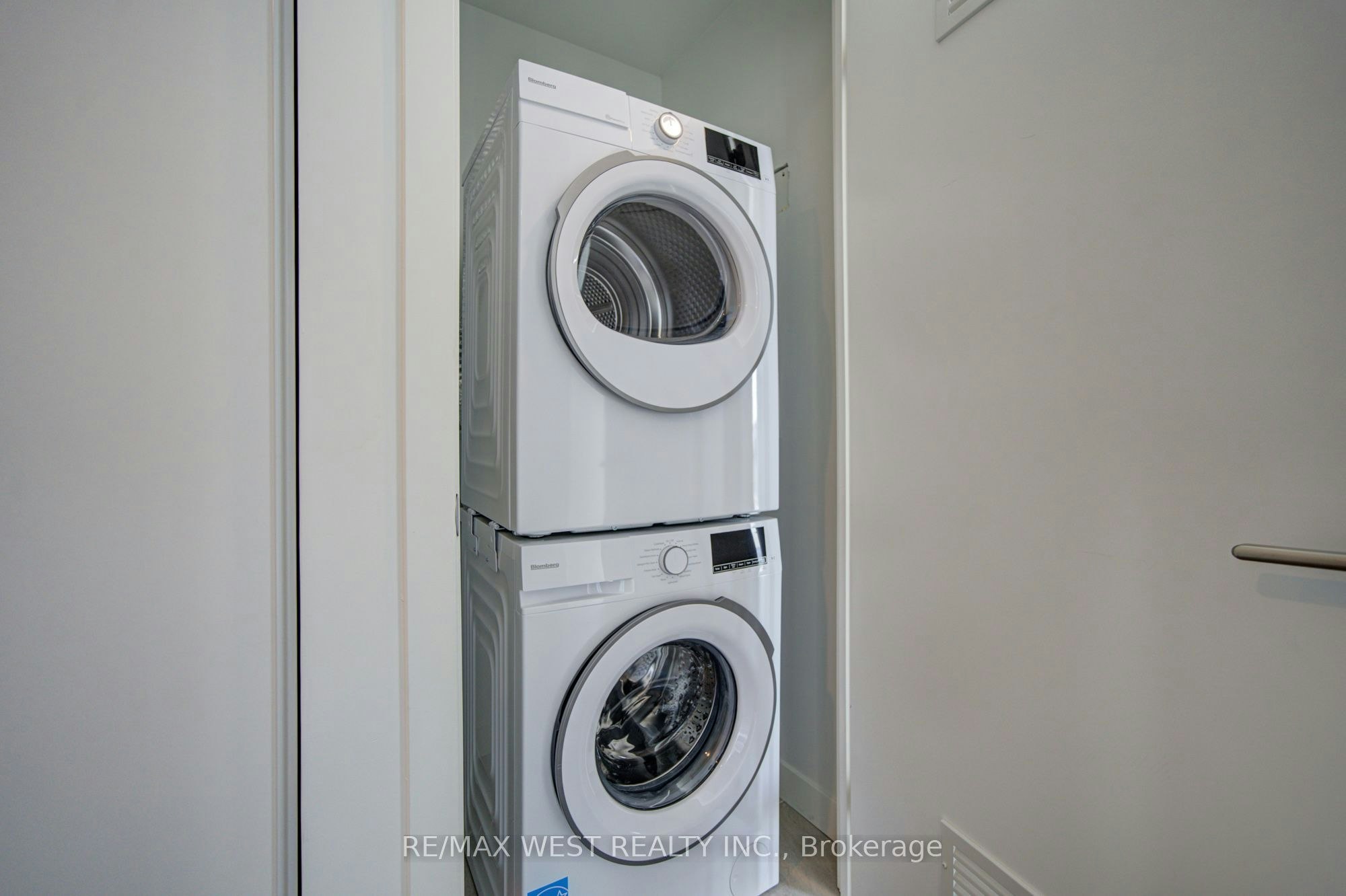 2012-6 Flavelle Trail, Vaughan, ON, L4L 0M8 - 14
