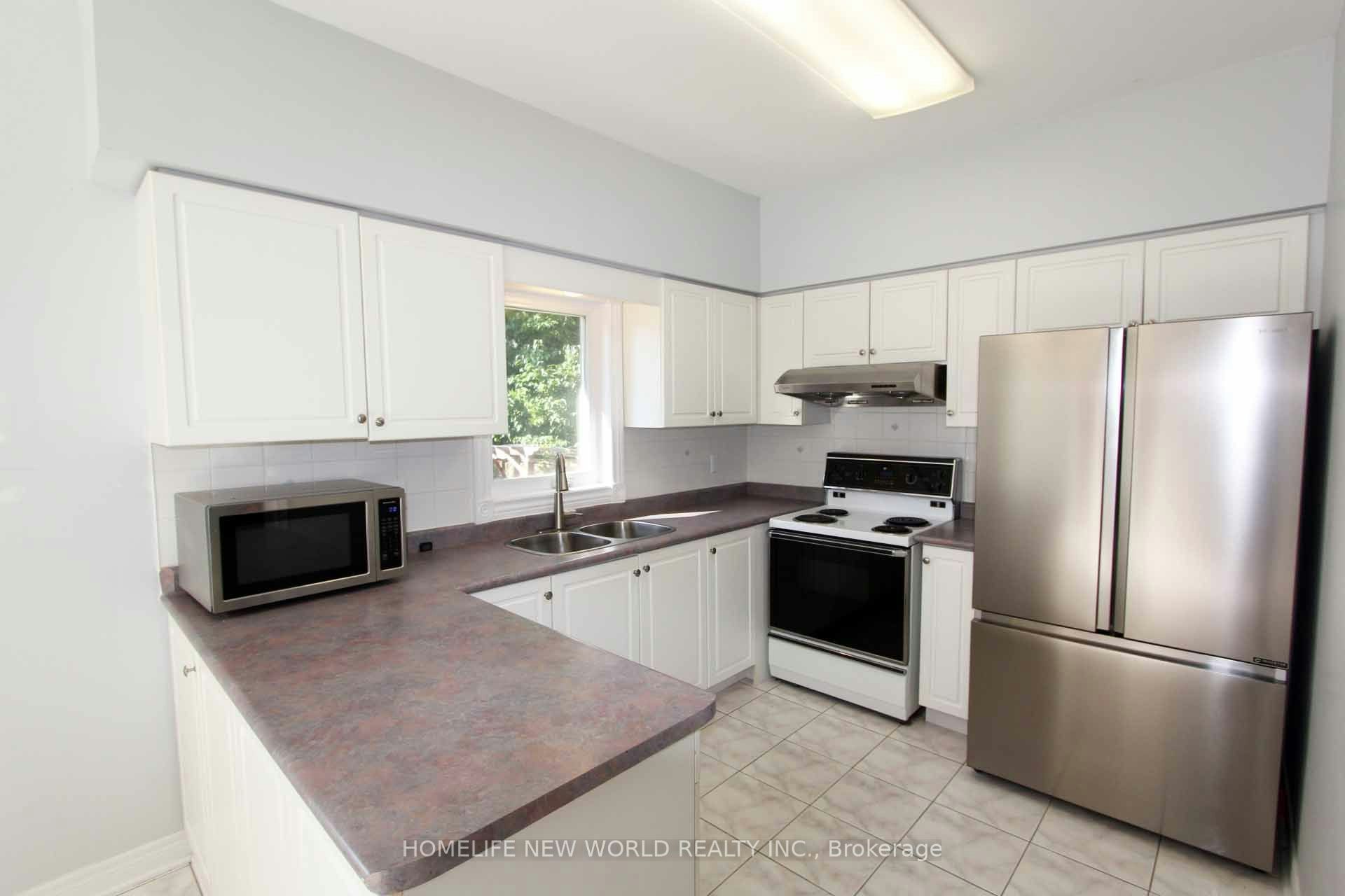 834 Surin Court, Newmarket, ON, L3Y 8R4 - 13