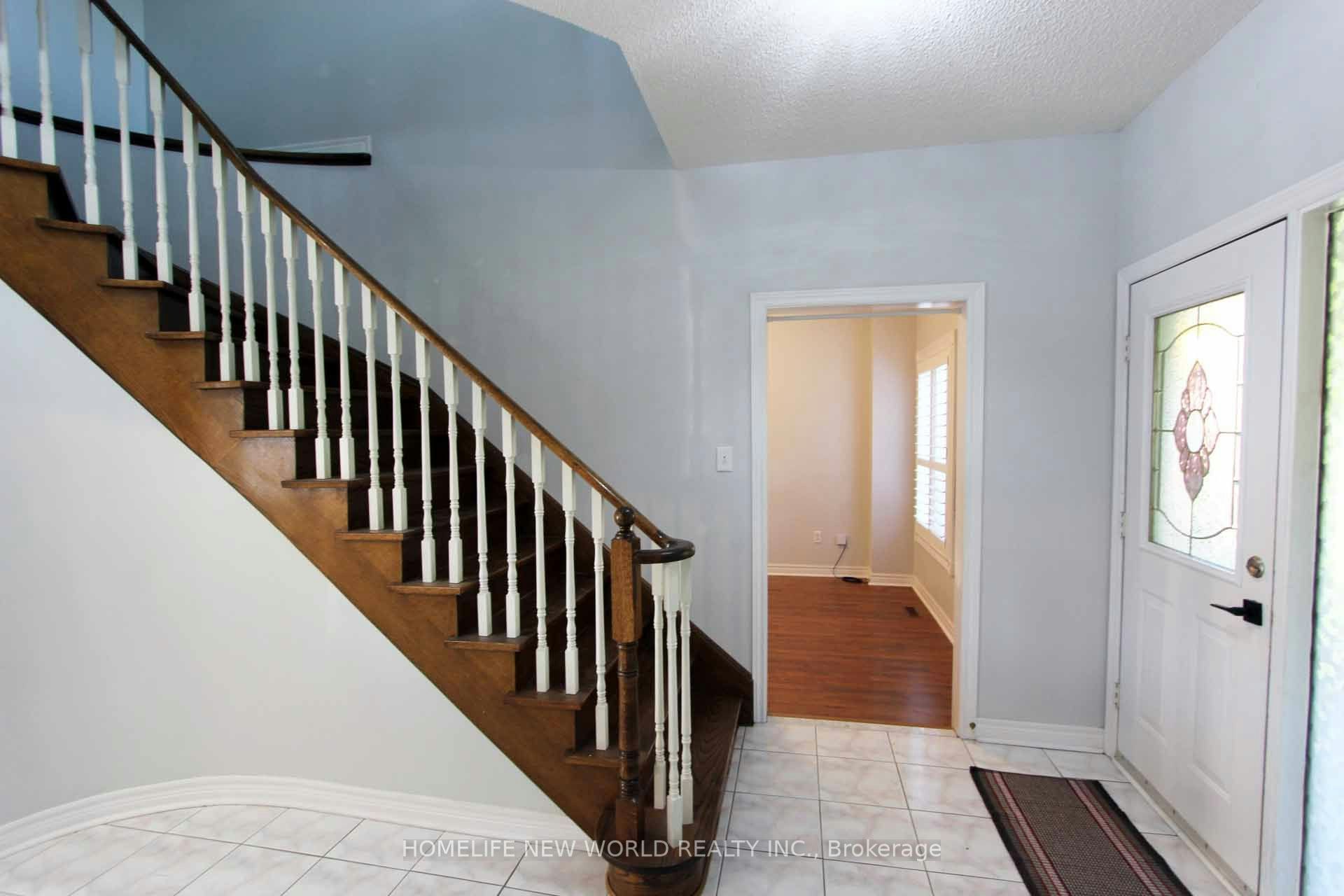 834 Surin Court, Newmarket, ON, L3Y 8R4 - 5