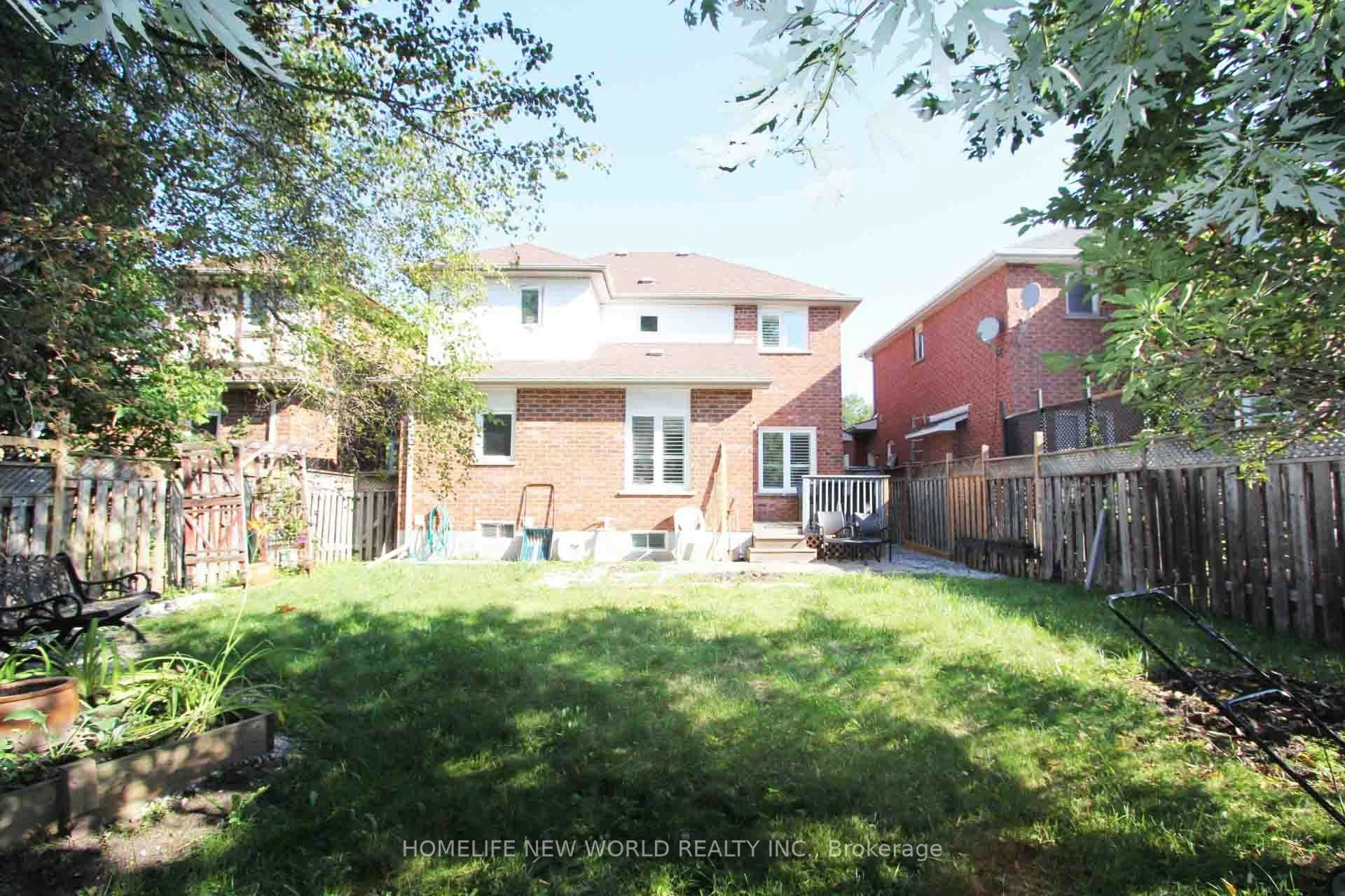 834 Surin Court, Newmarket, ON, L3Y 8R4 - 32