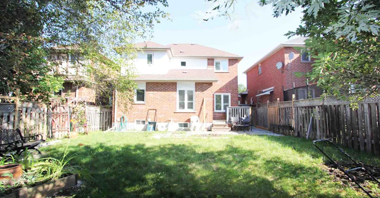 834 Surin Court, Newmarket, ON, L3Y 8R4 - 32