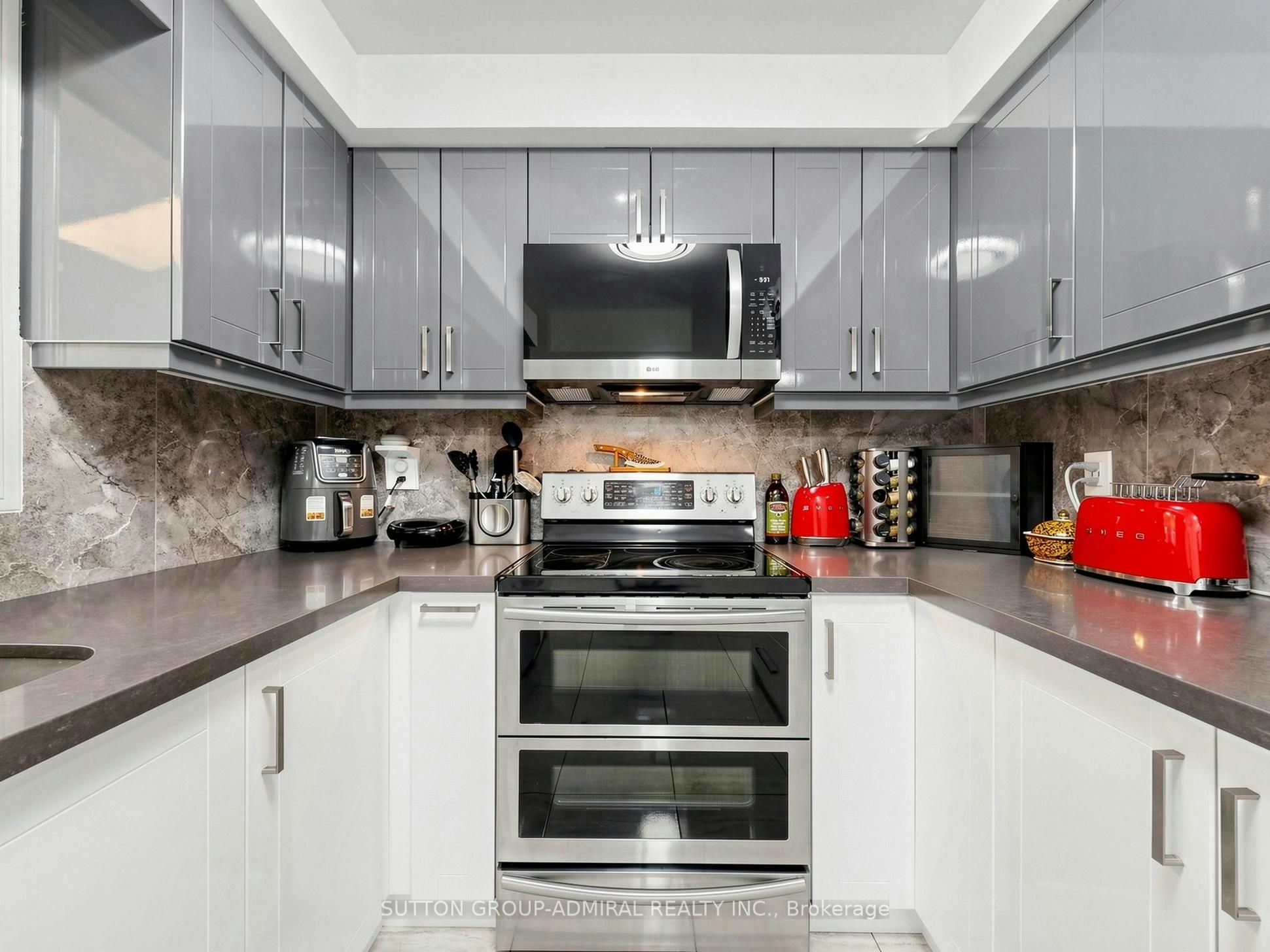 11 Checker Court, Vaughan, ON, L4J 5X4 - 12