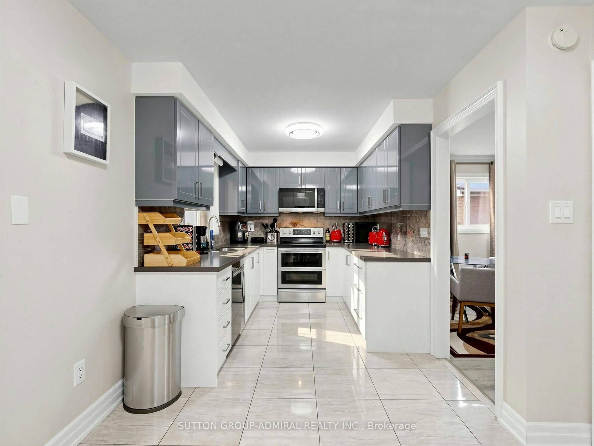 11 Checker Court, Vaughan, ON, L4J 5X4 - 10