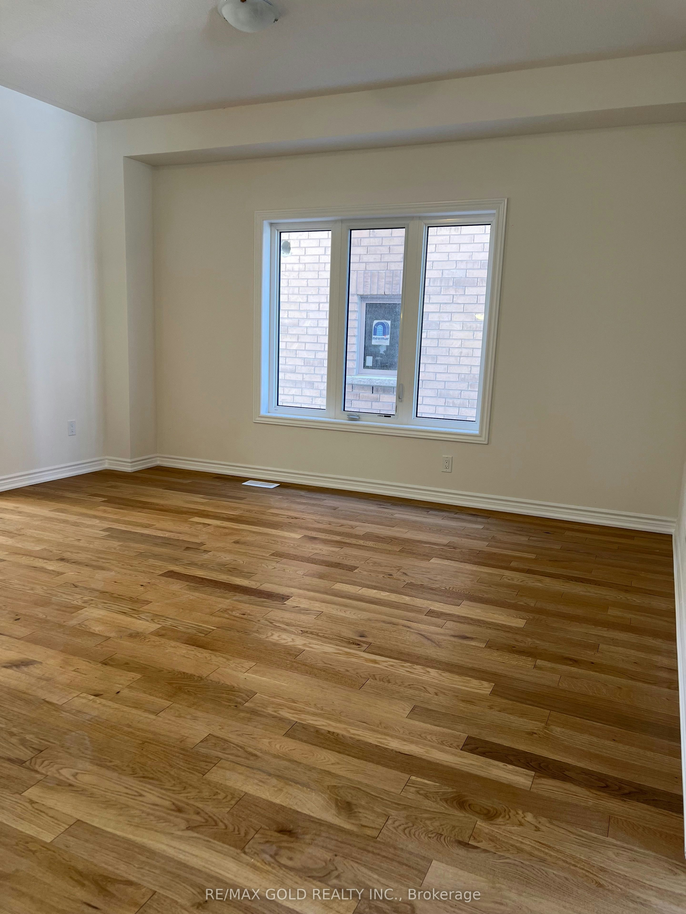 4 Lawrence D. Pridham Avenue, New Tecumseth, ON, L6R 0X1 - 7