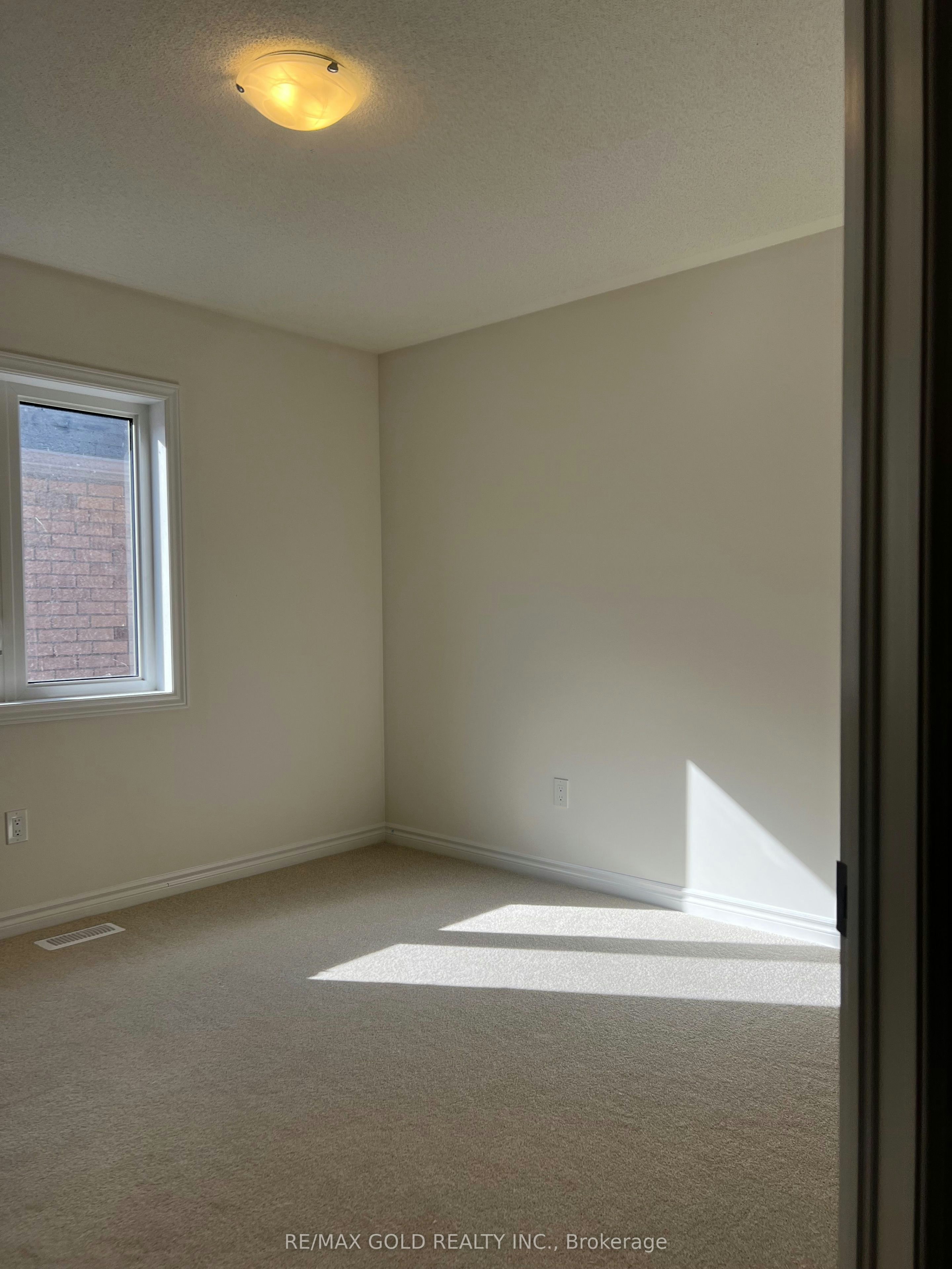 4 Lawrence D. Pridham Avenue, New Tecumseth, ON, L6R 0X1 - 15