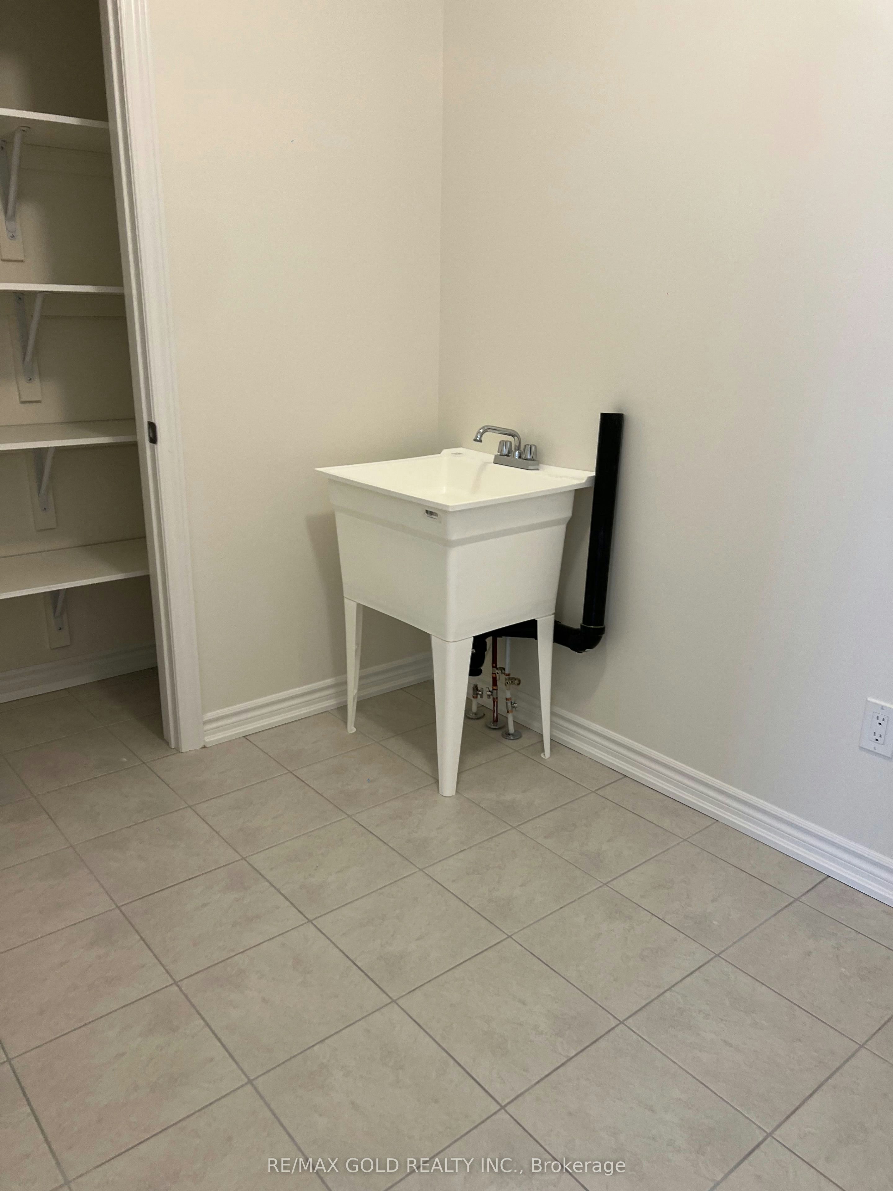 4 Lawrence D. Pridham Avenue, New Tecumseth, ON, L6R 0X1 - 10