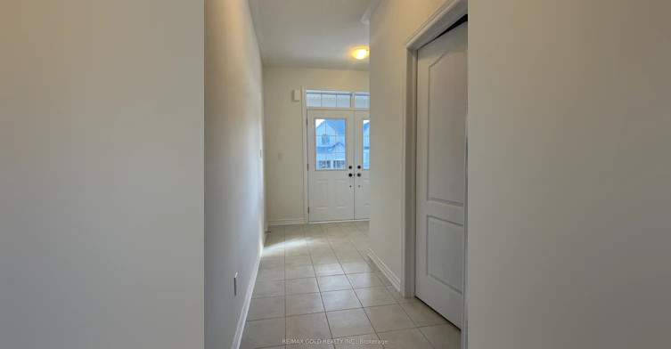 4 Lawrence D. Pridham Avenue, New Tecumseth, ON, L6R 0X1 - 2