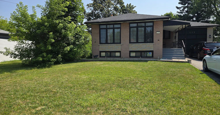 211 Norfolk Avenue, Richmond Hill, ON, L4S 0B2