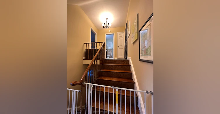 290 Gretel Drive, Richmond Hill, ON, L4C 4V1 - 4