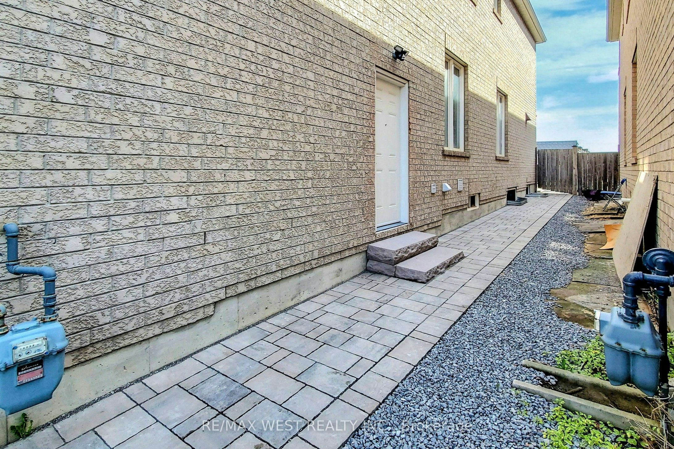Basement Apartment-179 Summerlyn Trail, Bradford West Gwillimbury, ON, L3Z 0E2 - 3