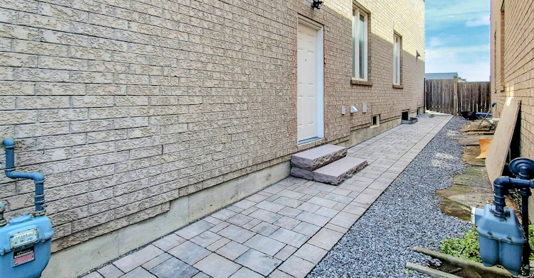Basement Apartment-179 Summerlyn Trail, Bradford West Gwillimbury, ON, L3Z 0E2 - 3